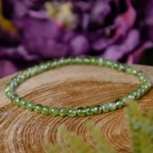 peridot bracelet @DREAMINGGODDESS.COM