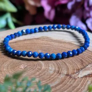 lapis bracelet @ dreaminggoddess.com