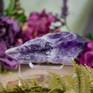 amethyst point @dreaminggoddess.com